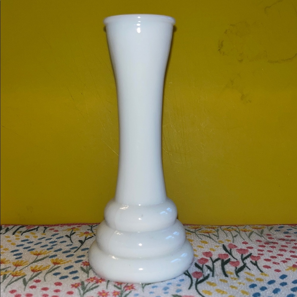 Vintage Milk Glass Vase 3 Tier Beehive 6” Bud Vase